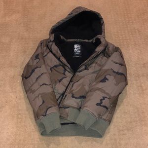Large Camo Billabong Ski Jacket